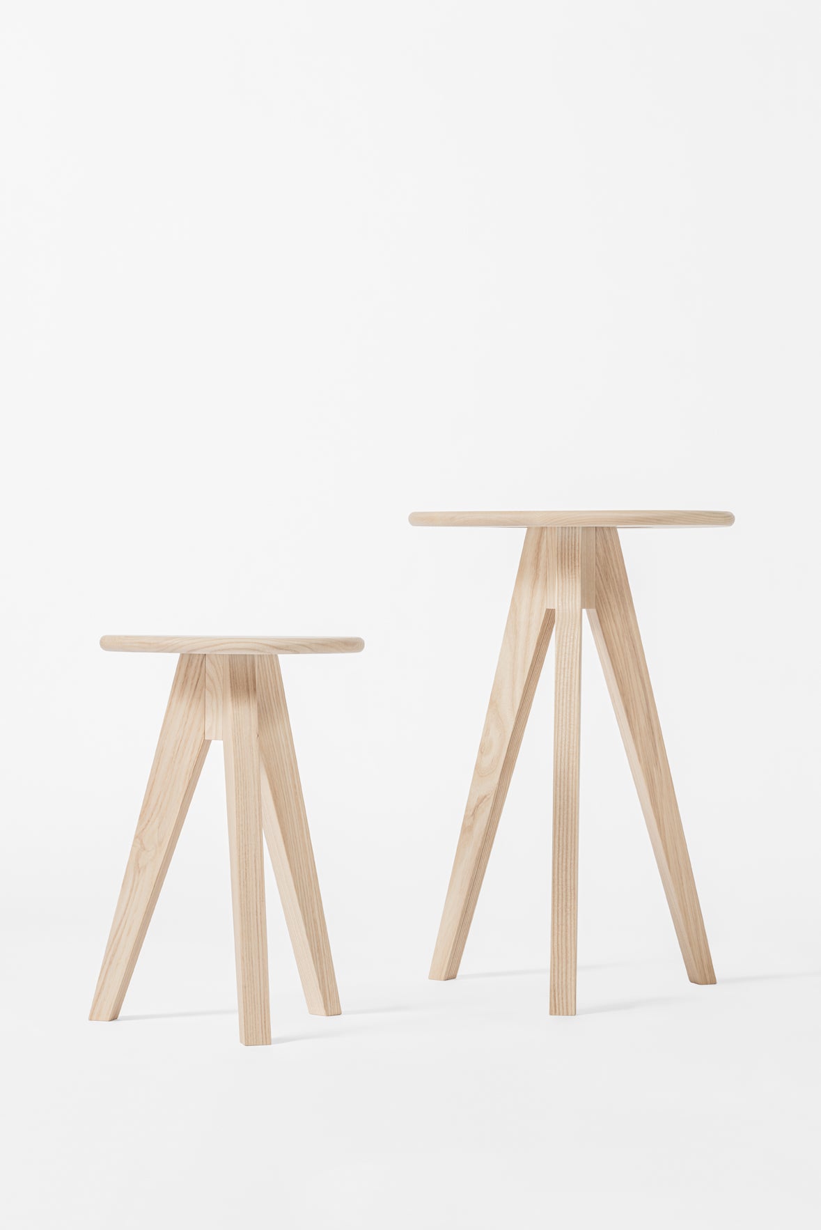MITSUKI COFFEE TABLE -WHITE ASH-