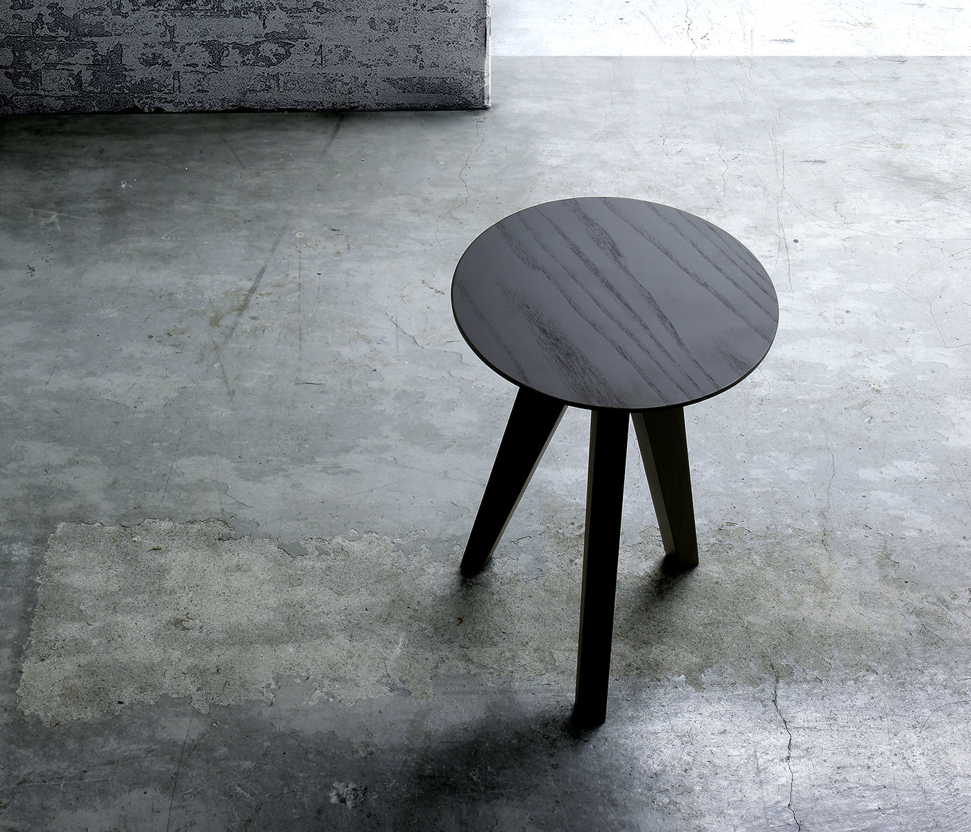 MITSUKI STOOL -檳榔子黒(BLACK)-