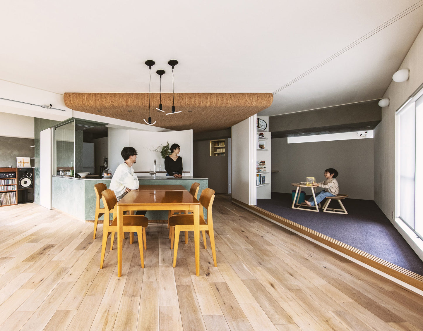 totte TABLE